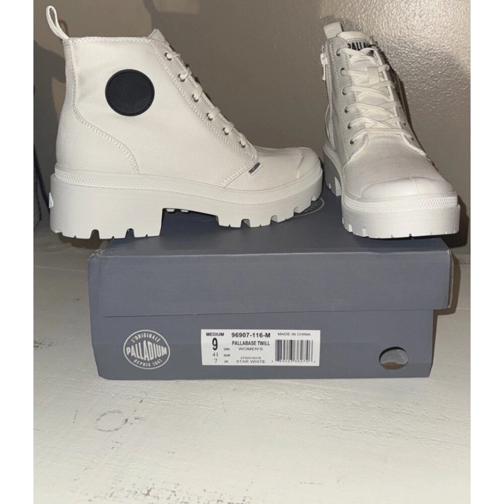 Palladium Pallabase Twill 96907-116-M Women 9 White LugSole Platform Combat Boot